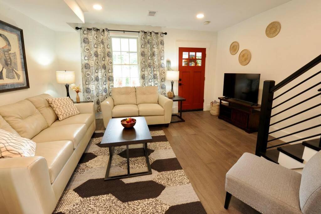 Cherry Blossom Townhouse, Easy Dc Access Вашингтон Екстериор снимка
