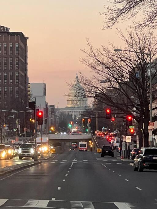Cherry Blossom Townhouse, Easy Dc Access Вашингтон Екстериор снимка