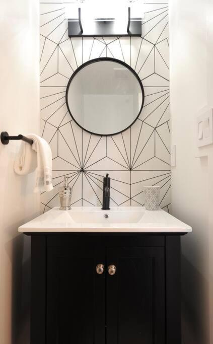 Cherry Blossom Townhouse, Easy Dc Access Вашингтон Екстериор снимка