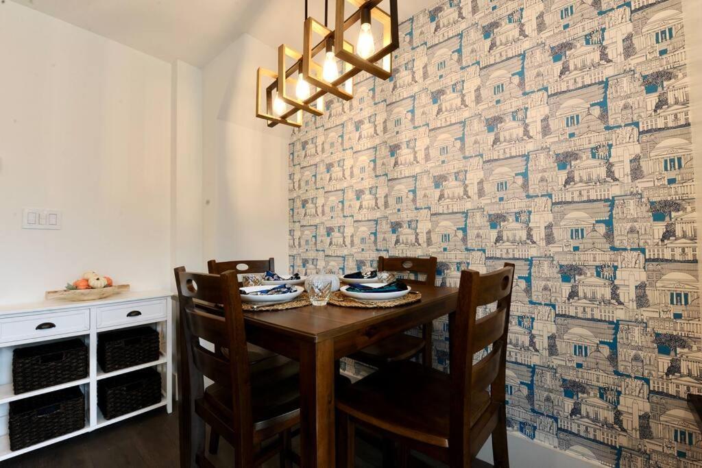 Cherry Blossom Townhouse, Easy Dc Access Вашингтон Екстериор снимка