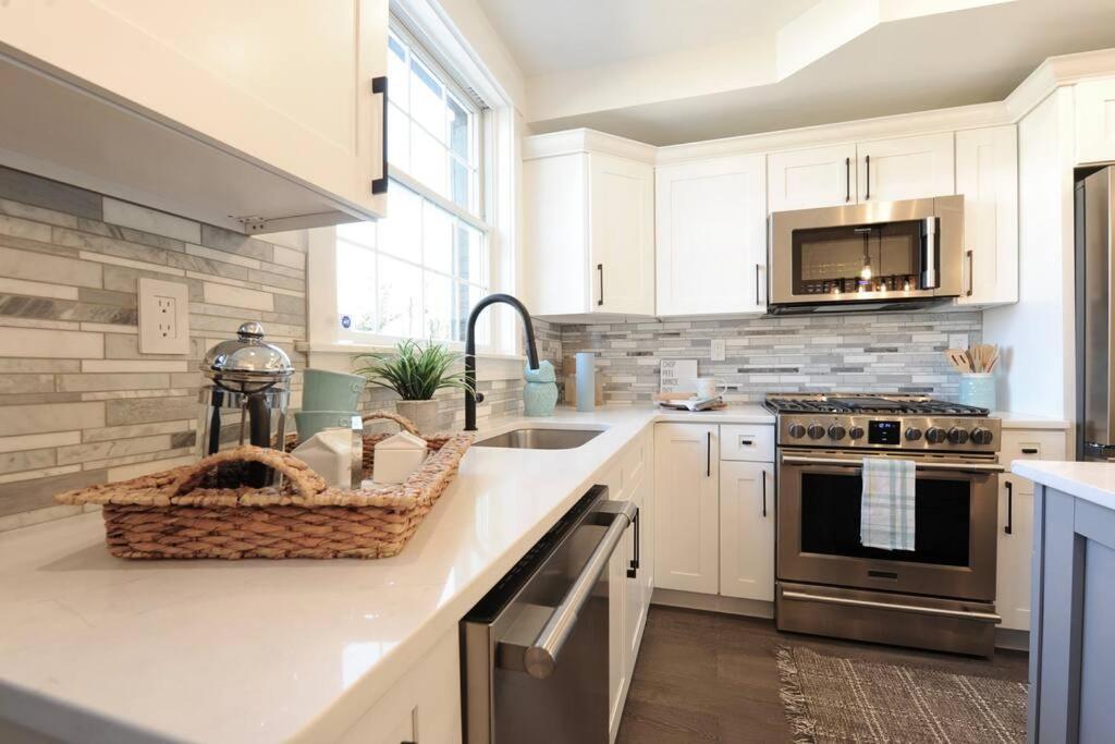 Cherry Blossom Townhouse, Easy Dc Access Вашингтон Екстериор снимка